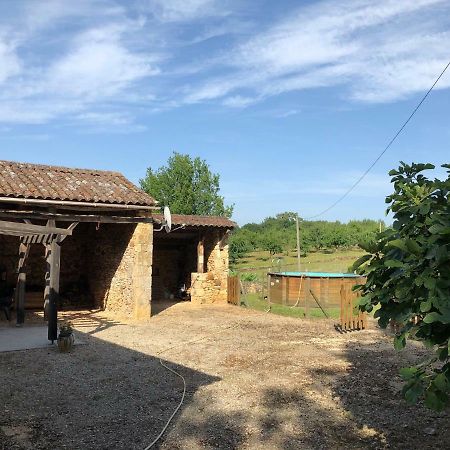 Gite De L Oustalneou Cuzorn Exteriör bild